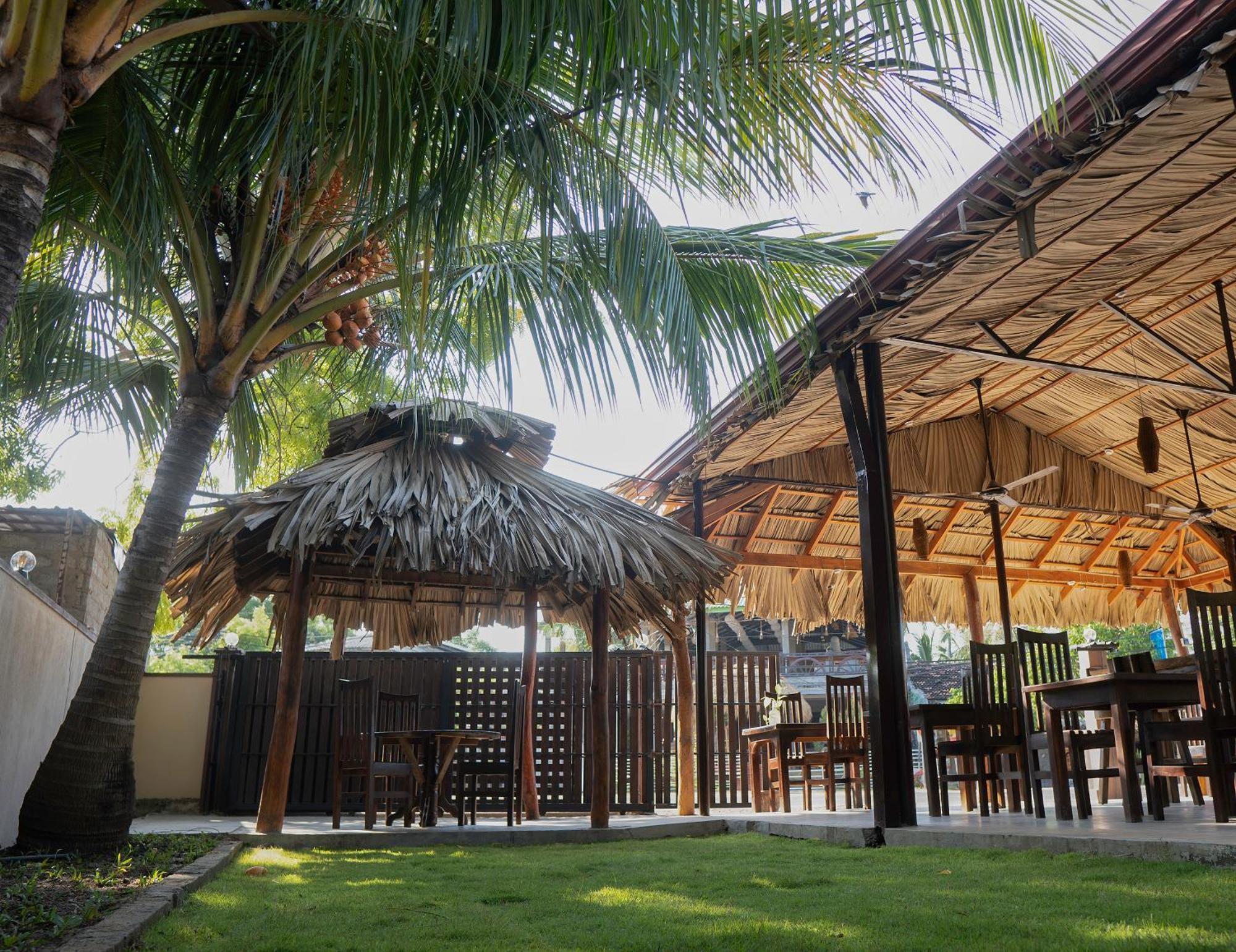Sunrise Cabanas Baie d'Arugam Extérieur photo